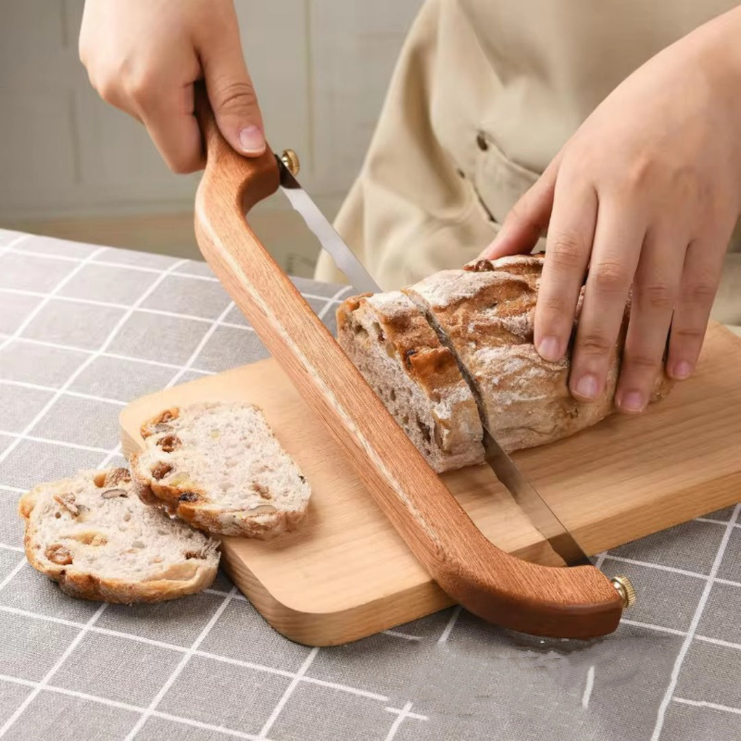 Wooden Handle Baking Solid Wood Serrated Knife